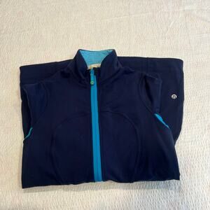 Lululemon navy blue vintage waist scrunch string jacket 4 women